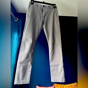 Banana republic chinos Sz 30x32 grey, like new condition